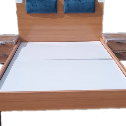 Luxurious Padded Bed Frame - 4.5 * 6ft  @HOG - Home, Office, Garden, Online Marketplace
  