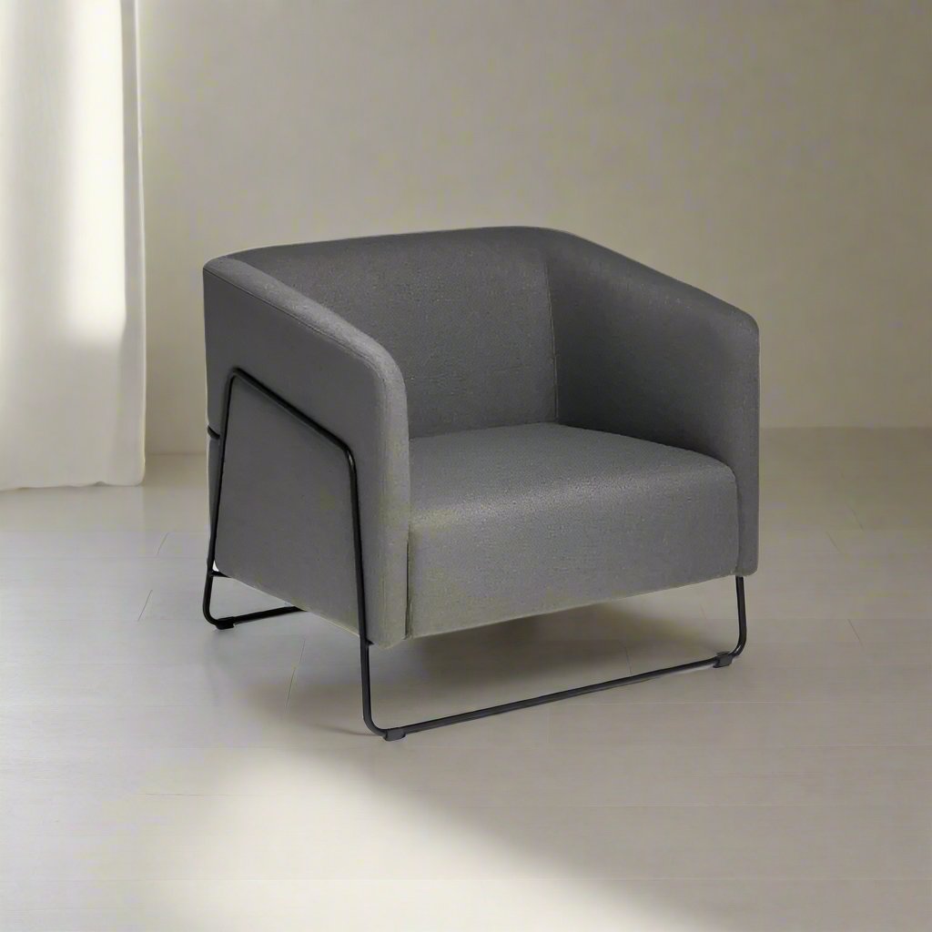 Maxwell Arm Chair @ HOG