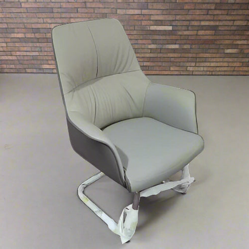 Modern Executive Visitor Chair. @HOG - Home Office Garden Online Marketplace