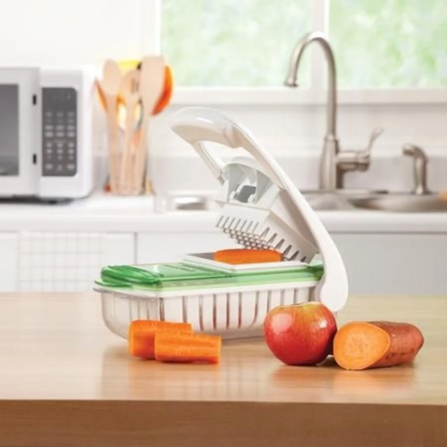 Munchkin 2 In 1 Food Chopper And Steamer @HOG - Home, Office, Garden, Online Marketplace

