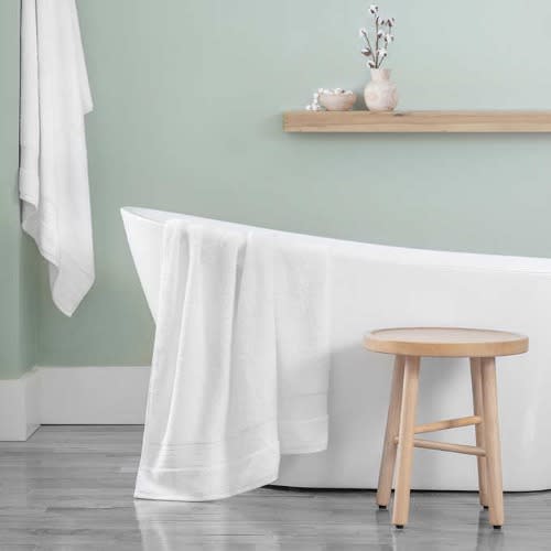 Tahari Home Bath Towel. Home Office Garden | HOG-HomeOfficeGarden | online marketplace