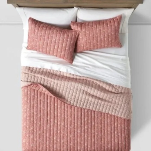 Threshold Reversible Printed Voile Paisley Quilt Rose, King - 104" X 92" @HOG - Home, Office, Garden, Online Marketplace

