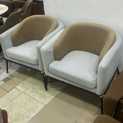 Nova Dual-Tone Lounge Chair