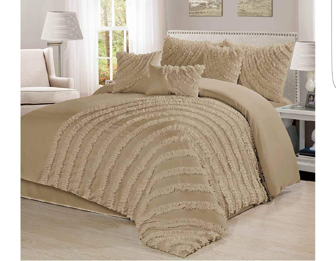 8pc Bedding Set with Duvet covers & 4 pillow cases-Cream Home Office Garden | HOG-HomeOfficeGarden | online marketplace