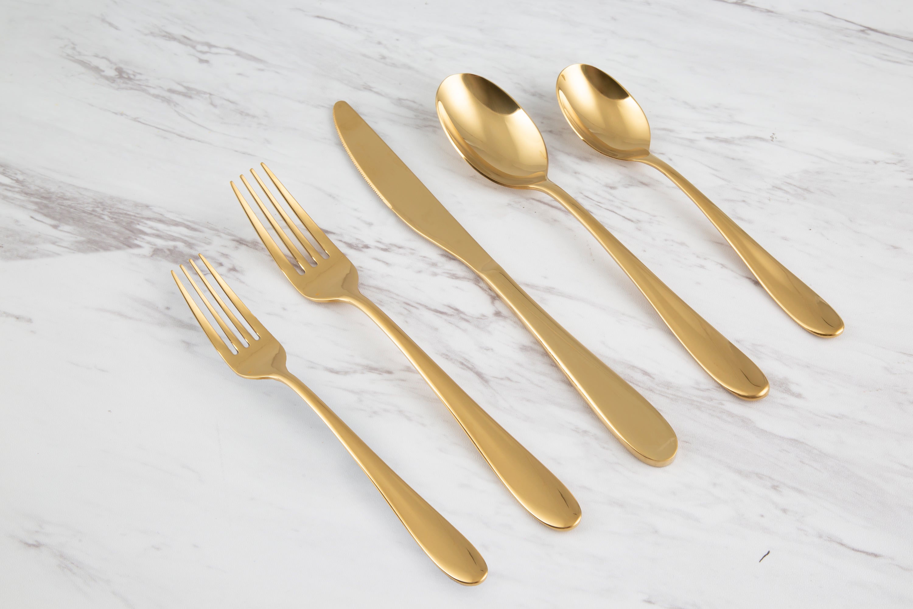 Cambridge Silversmiths Byram Flatware Ṣeto - Gold 20-nkan