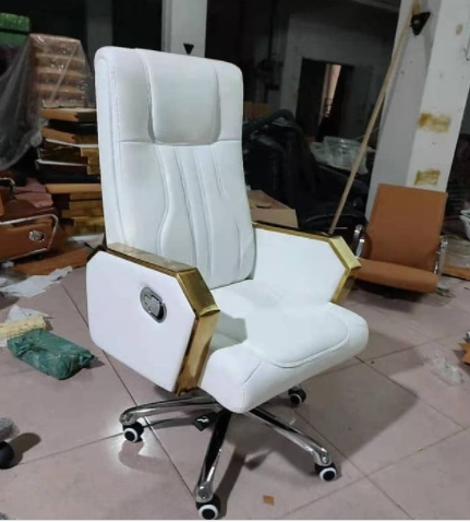 High Back White Leather Executive Swivel Office Chair