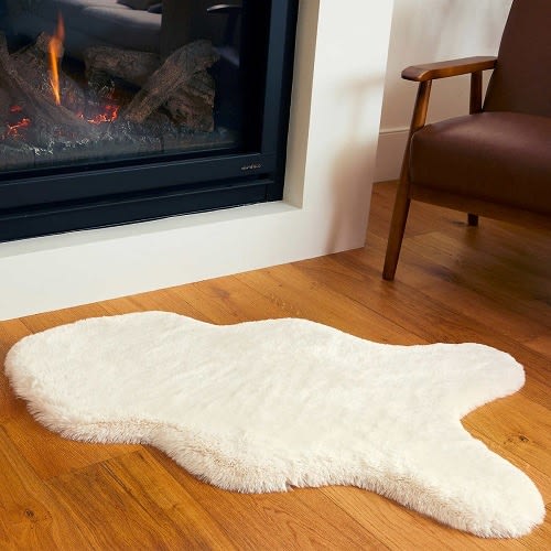 Mon Château - Single Faux Fur Rug  - Ivory