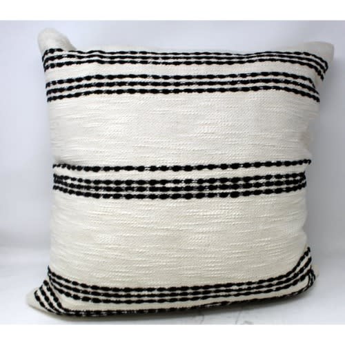 Oeko-tex Brentwood Woven Decorative Pillow - 18 In X 18 In - Black/cream
