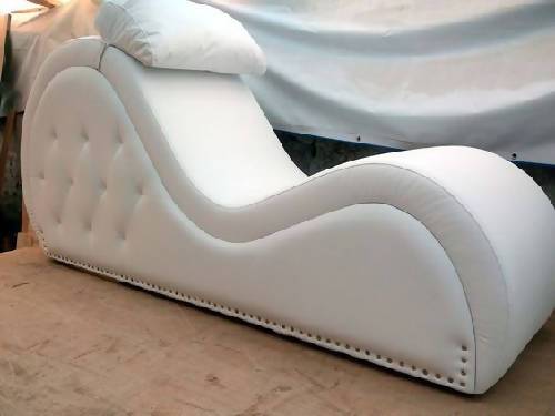 White Relaxing couch - HOG-Home. Office. Garden online marketplace